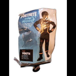 Spirit Fortnite Dark Voyager Youth M 8/10